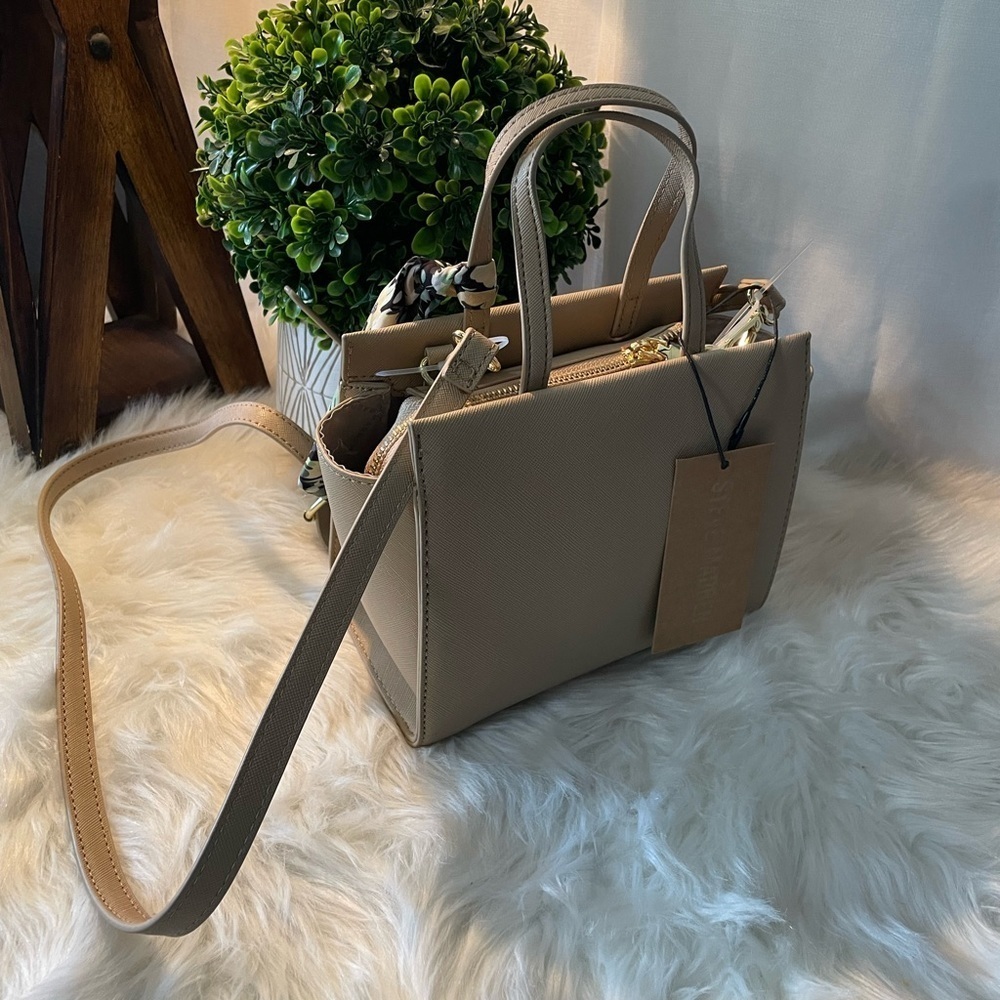 Steven Madden woman's handbag/crossbody color beige NEW - Picture 2 of 9